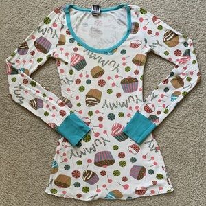 RARE VINTAGE Scanty Sweet Munchies Thermal Long sleeve Top